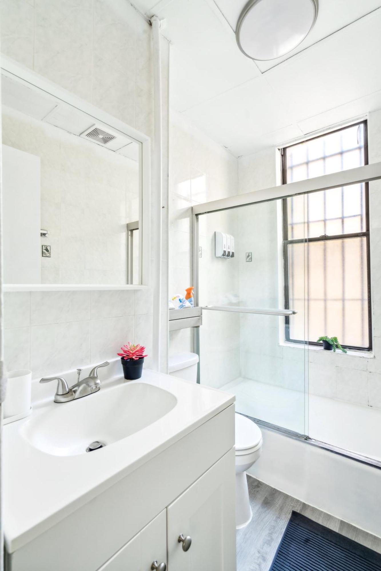 2 Bd Hidden Oasis In Lower Manhattan Apartment New York Exterior photo
